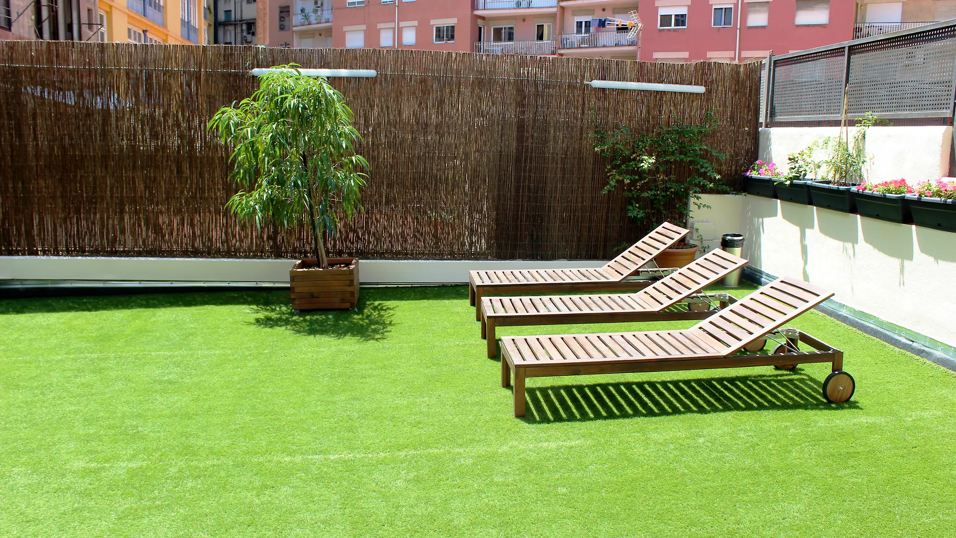Libere Barcelona Sant Antoni Aparthotel 3*,  Spain