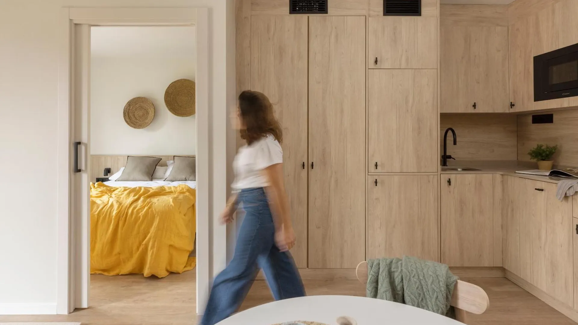 Libere Barcelona Sant Antoni Aparthotel Spain